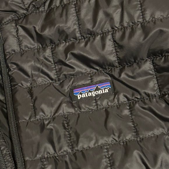 Men’s Patagonia vest - Picture 3 of 5